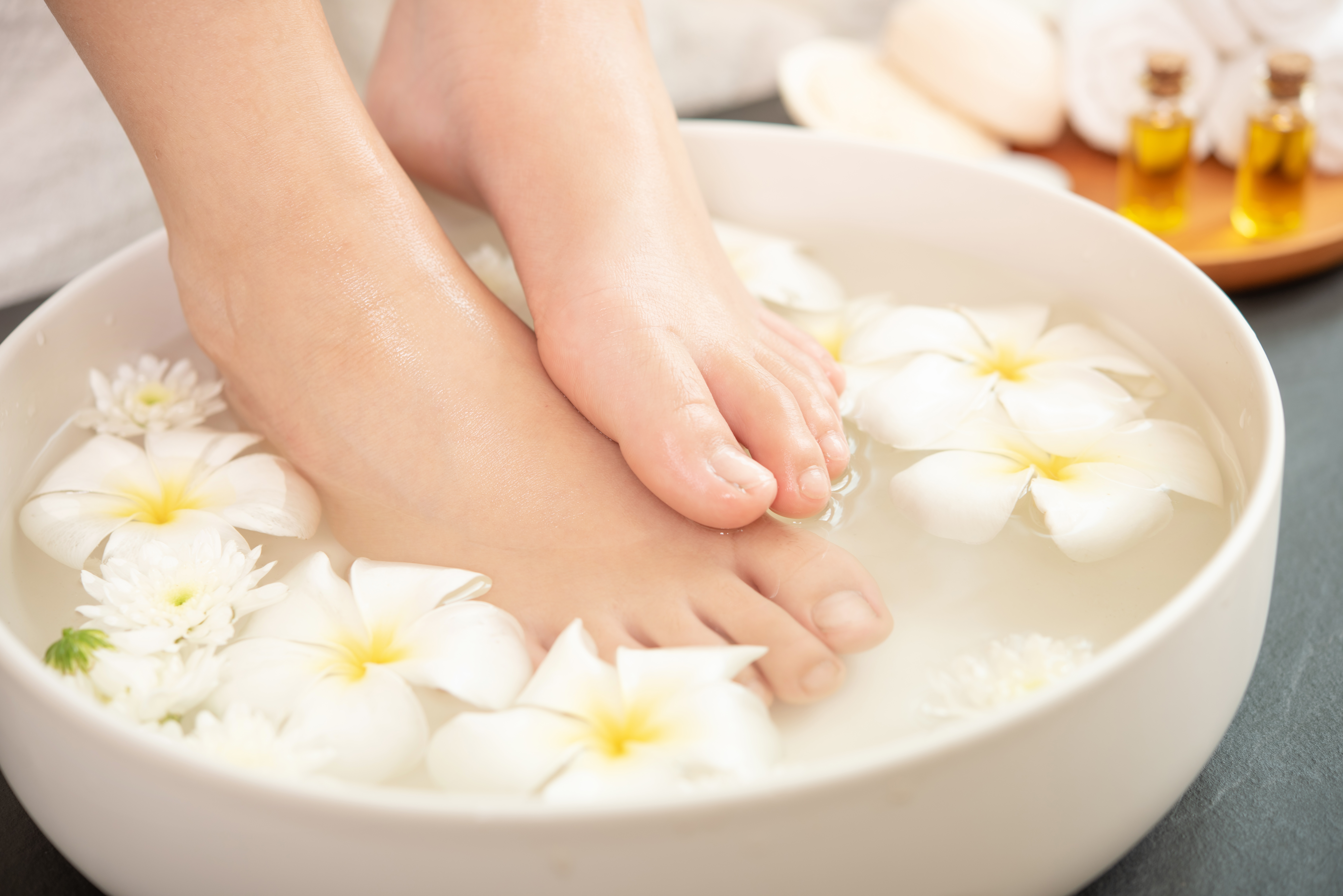 spa-behandlung-und-produkt-fuer-weibliche-fuesse-und-hand-spa spa-behandlung-und-produkt-fuer-weibliche-fuesse-und-hand-spa